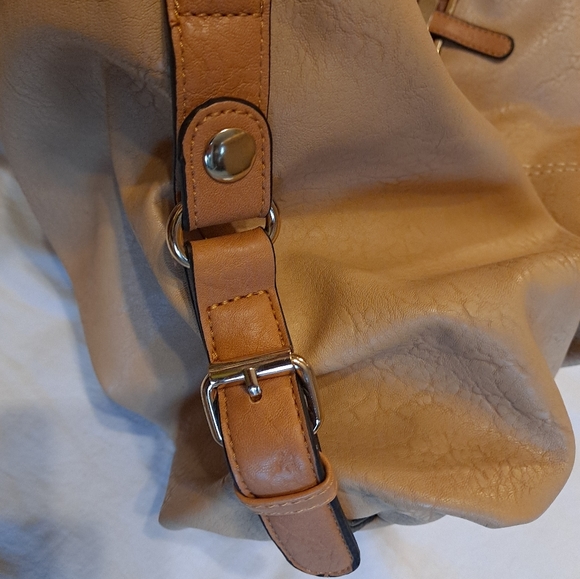 MG Collection Adele Embroidered Evening Purse, Champagne, NWOT. - Picture 5 of 10